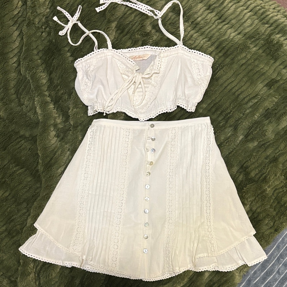 Arnhem Cream Lace Skirt Set